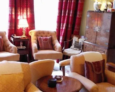 The Castle Country House B&B 5*