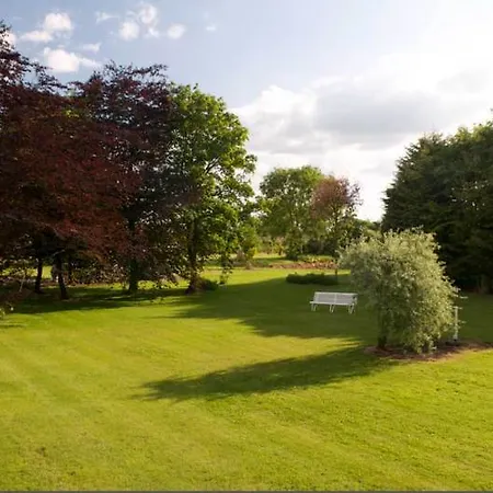 The Castle Country House B&B 5*