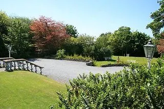 Frühstückspension The Castle Country House B&B Thurles