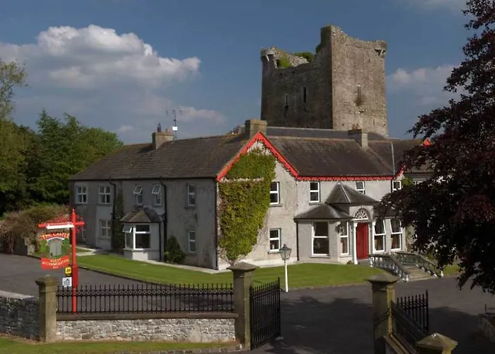 The Castle Country House B&B
